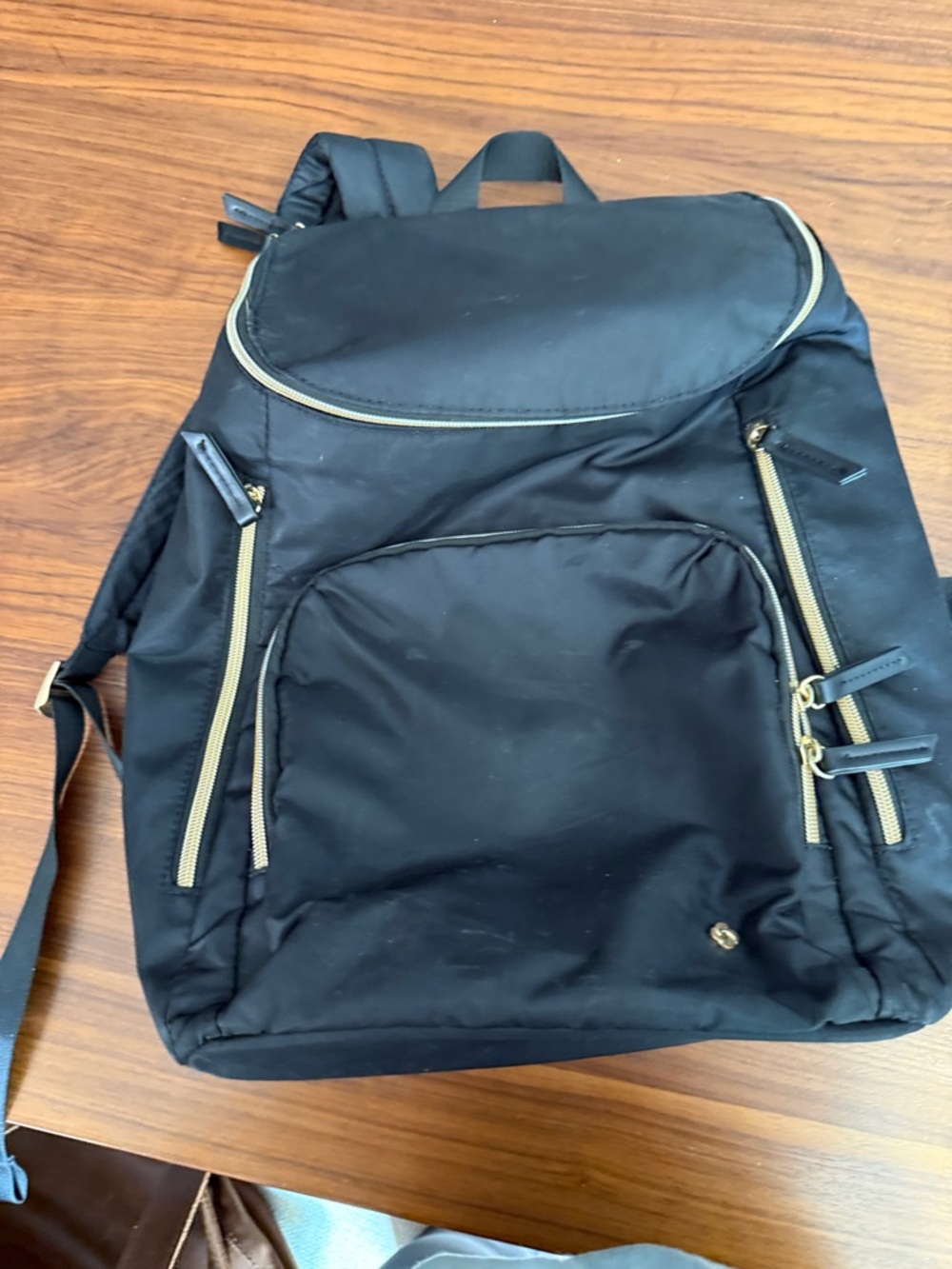 Samsonite Black Women’s  Zipper Backpack - Classic Everyday Bag